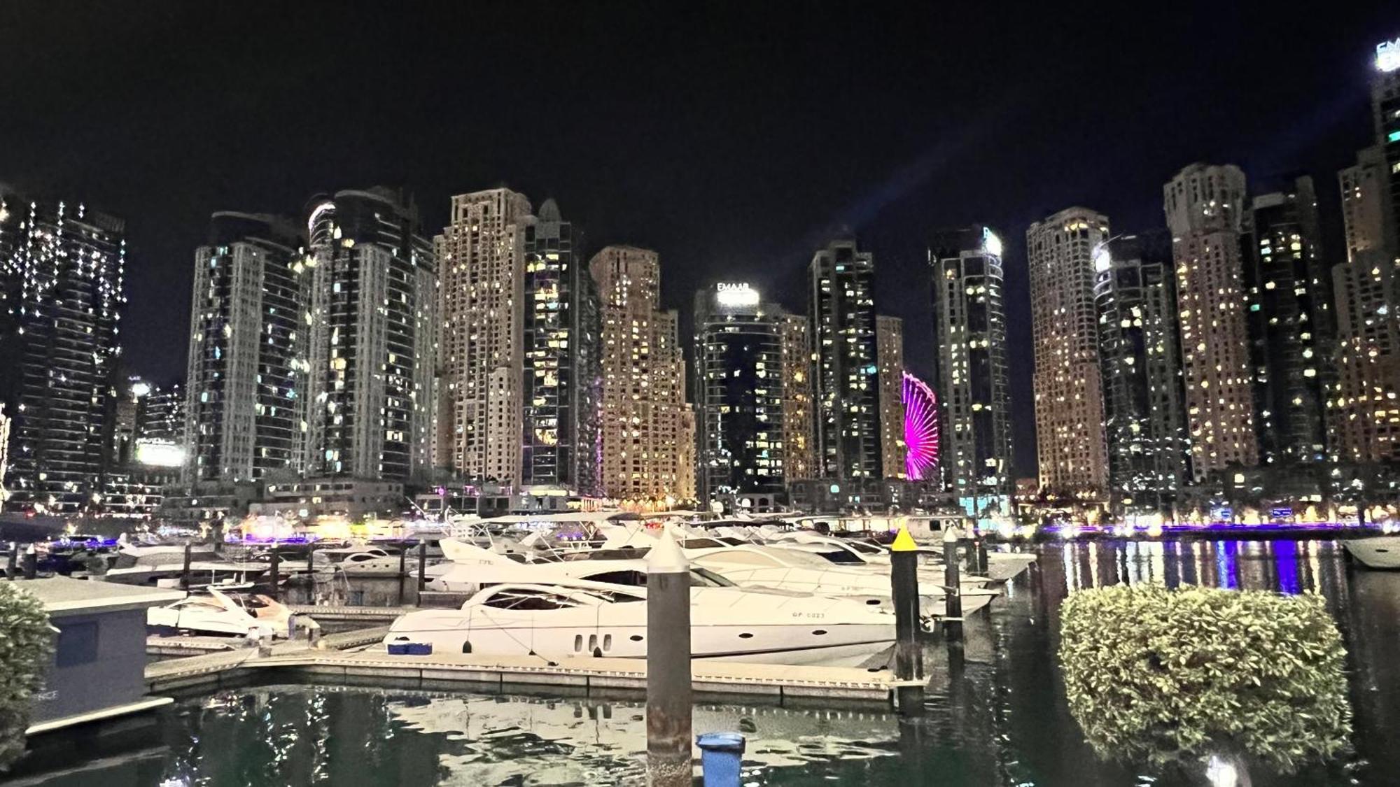 In Heart Of Marina Walk To Jbr 8 * Dubaï