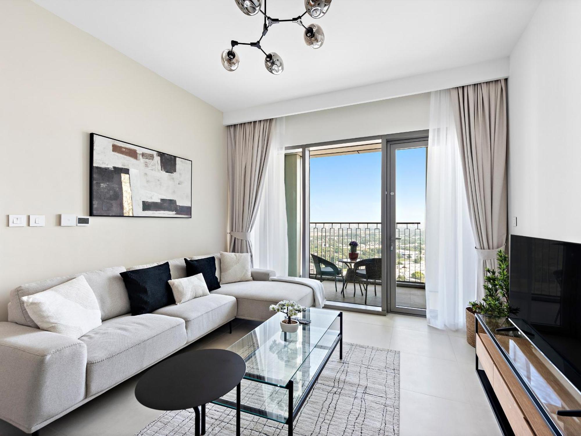 Brand New Elegant 1bdr Direct Access To Mall Appartement *