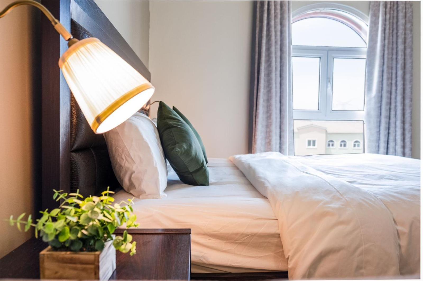 Appartement Brand New Studio In Discovery Garden 401 *