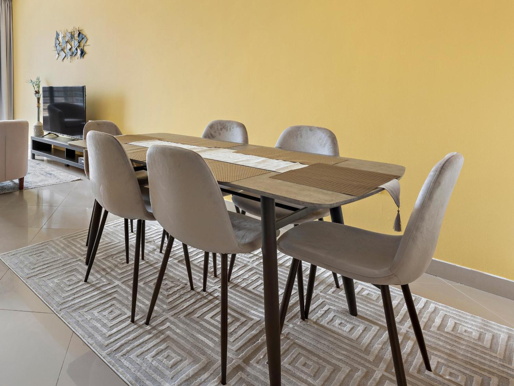 Brand New 1bdr In Icon Tower Jlt 14 Appartement *