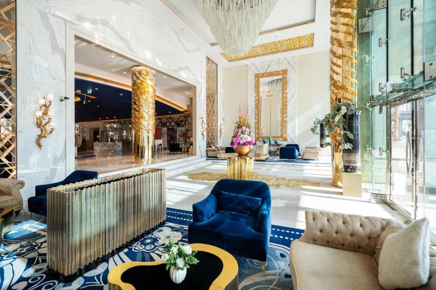 Modern Studio Overlooking Dxb Water Canal Apartment Dubai