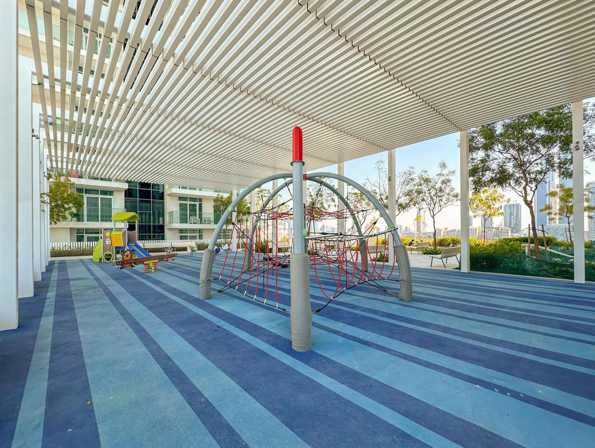 Eden's Homes & - Sunrise Bay Emaar Beachfront