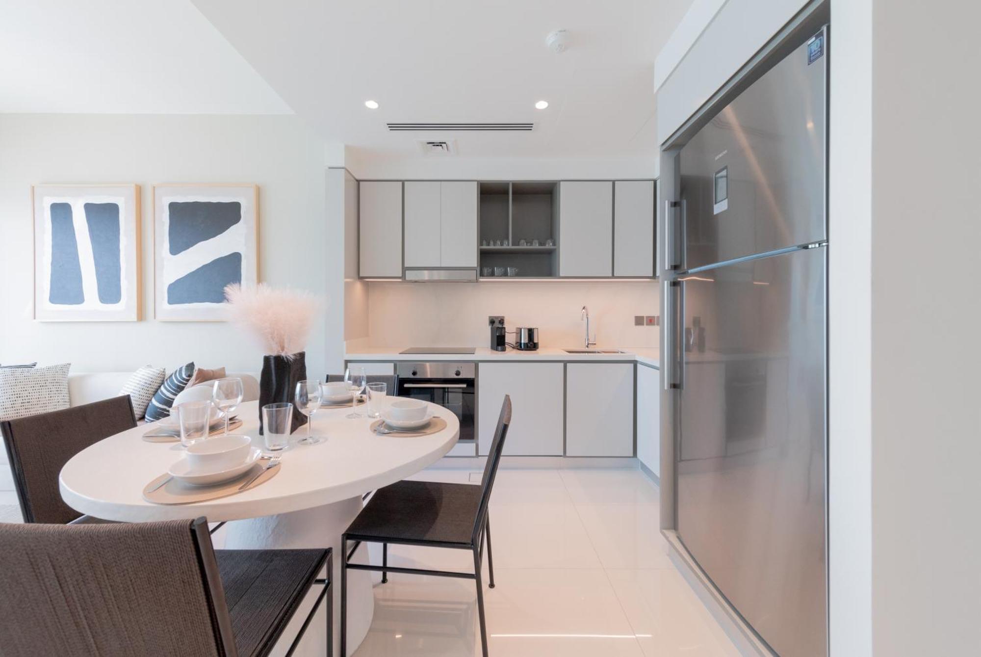 Eden's Homes & - Sunrise Bay Emaar Beachfront Apartment *