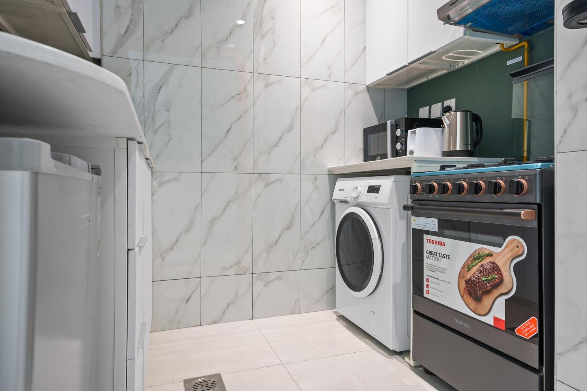 Elegant With Close Kitchen - Dubialand * Dubaï