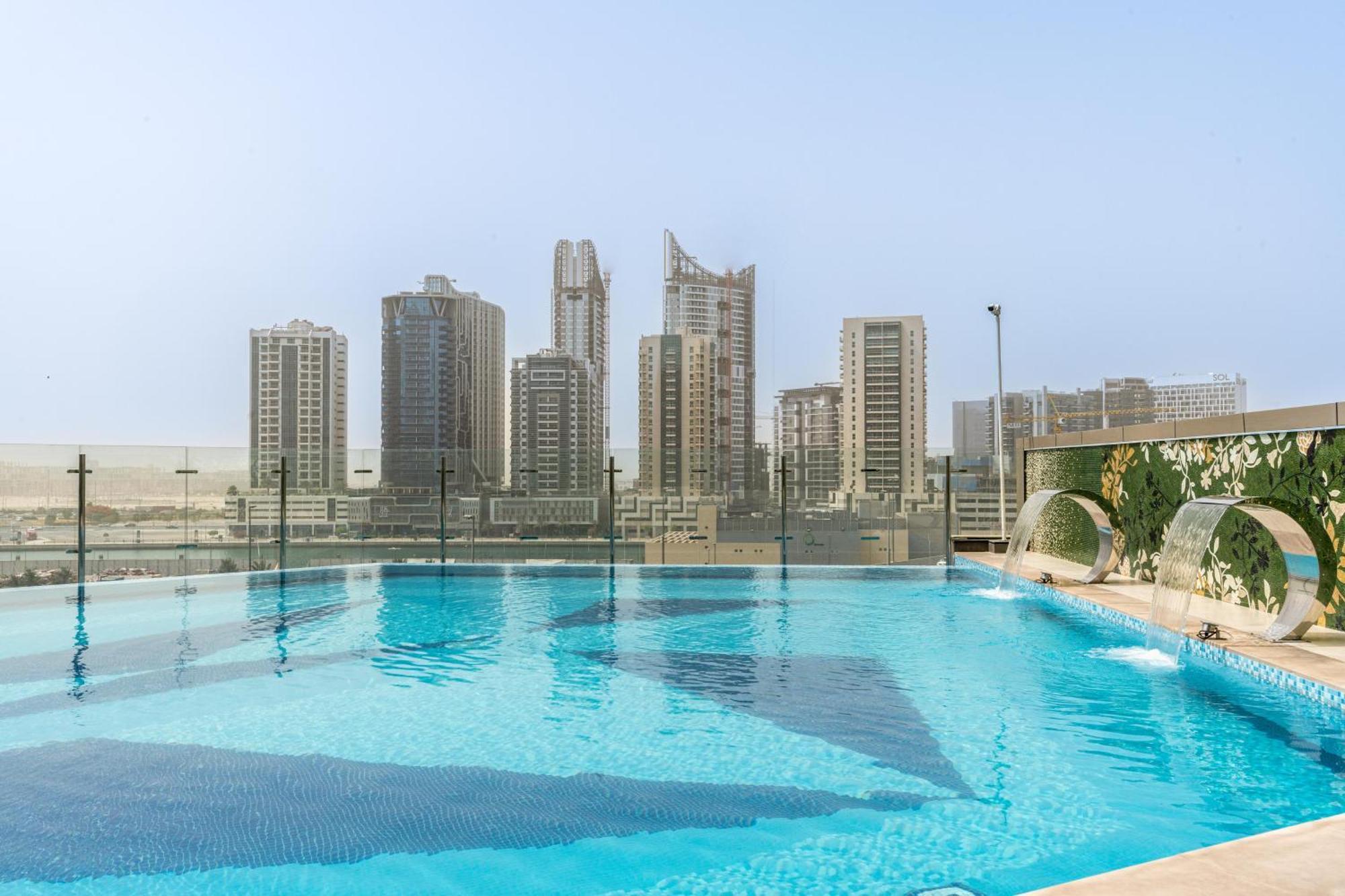 Lejlighed Modern Downtown Studio, Burj View From Pool *