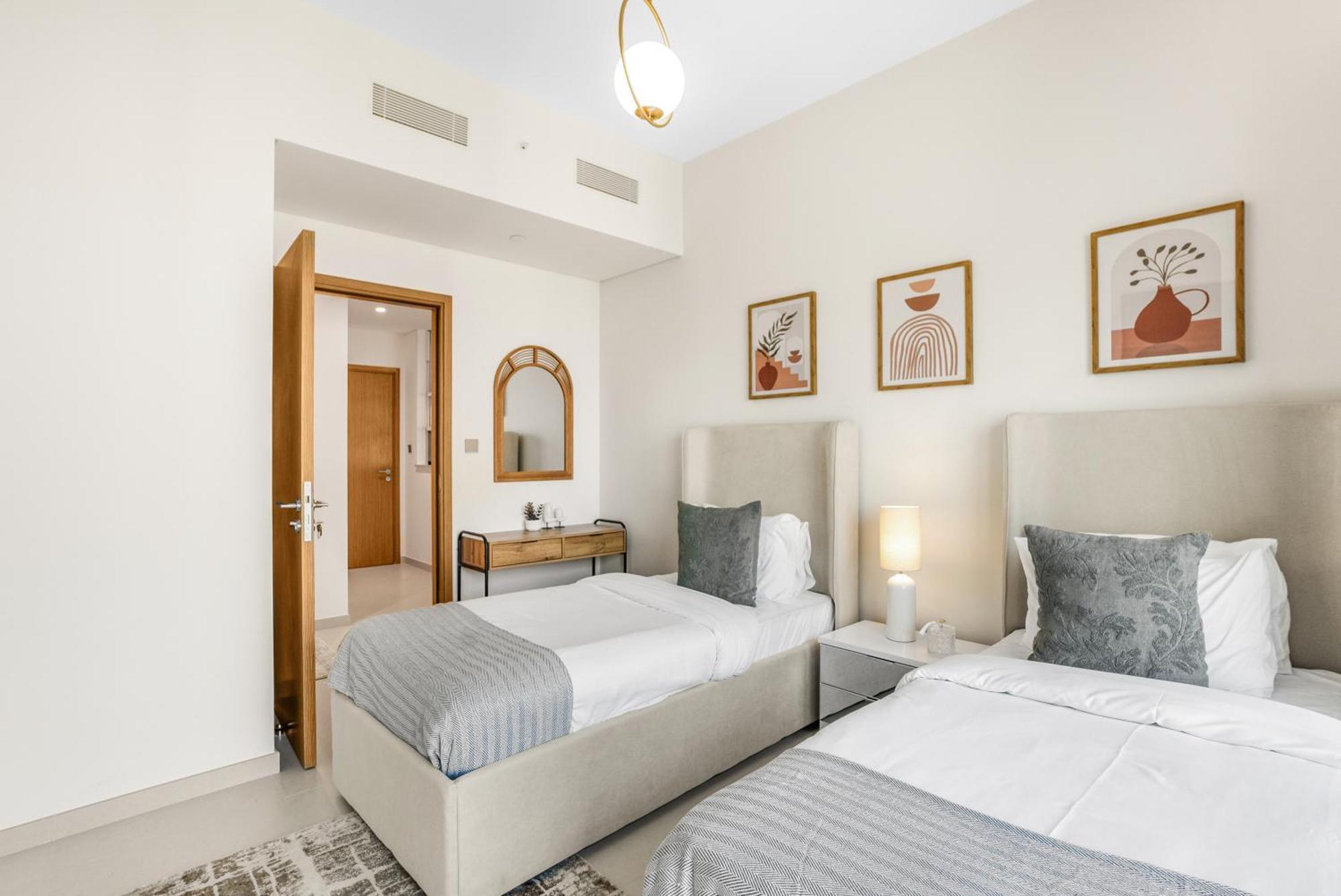 Exclusive 2 & 4 Bedroom Apt With Burj Khalifa - Fountain And City Views By Meerak Lejlighed