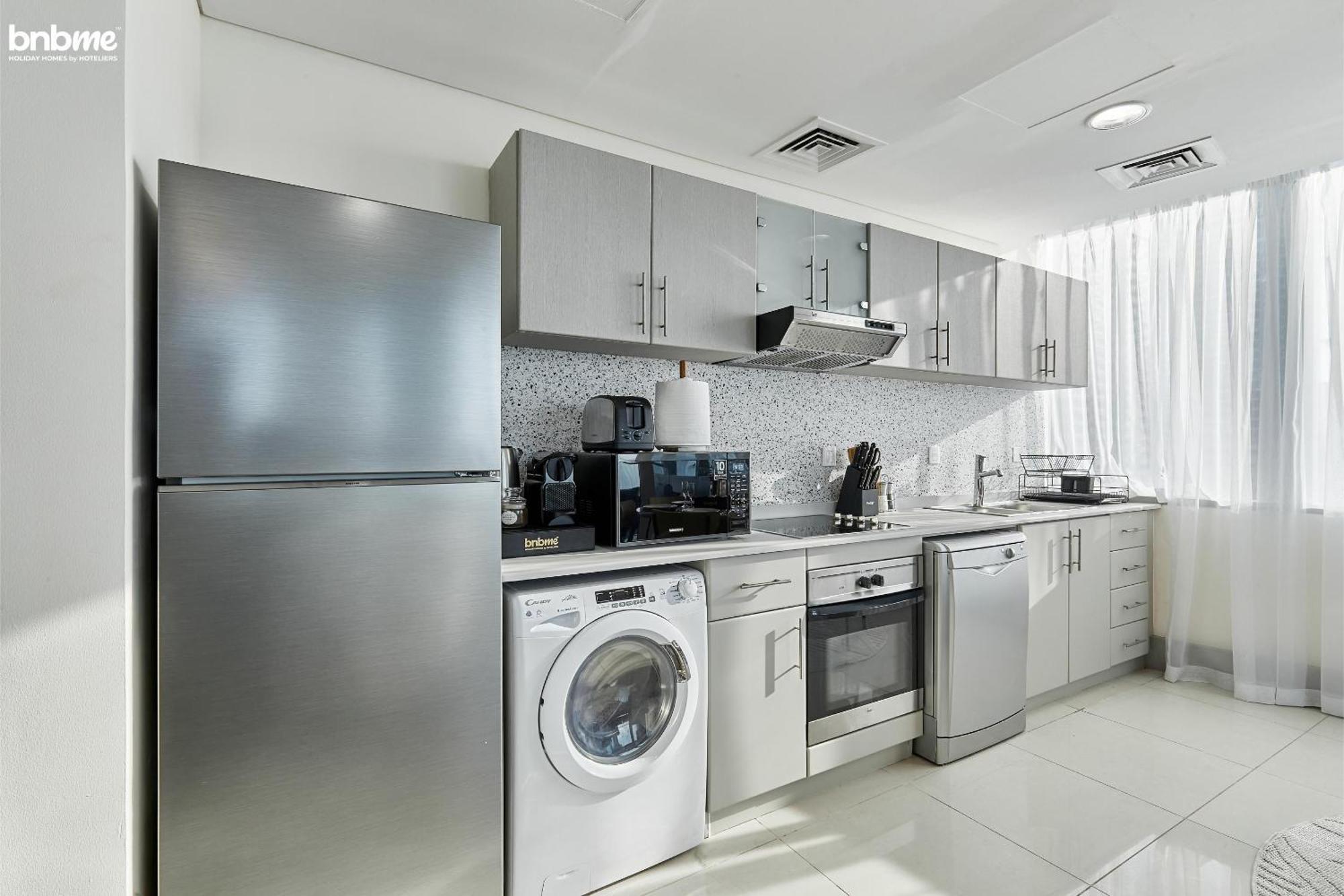 Bnbmehomes - Ocean Heights Appartement Dubai