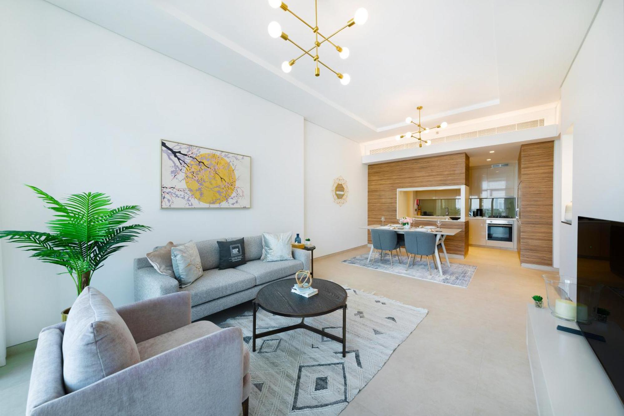 Apartment Maison Privee - Urban With Golf Course Views, Close To Beach
