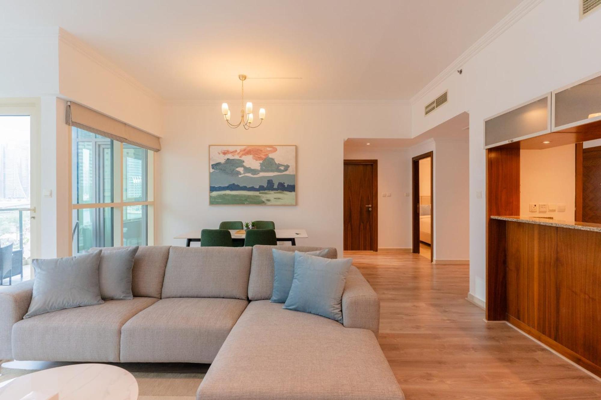 Stylish Waterfront 2 Bed In Marina Apartamento