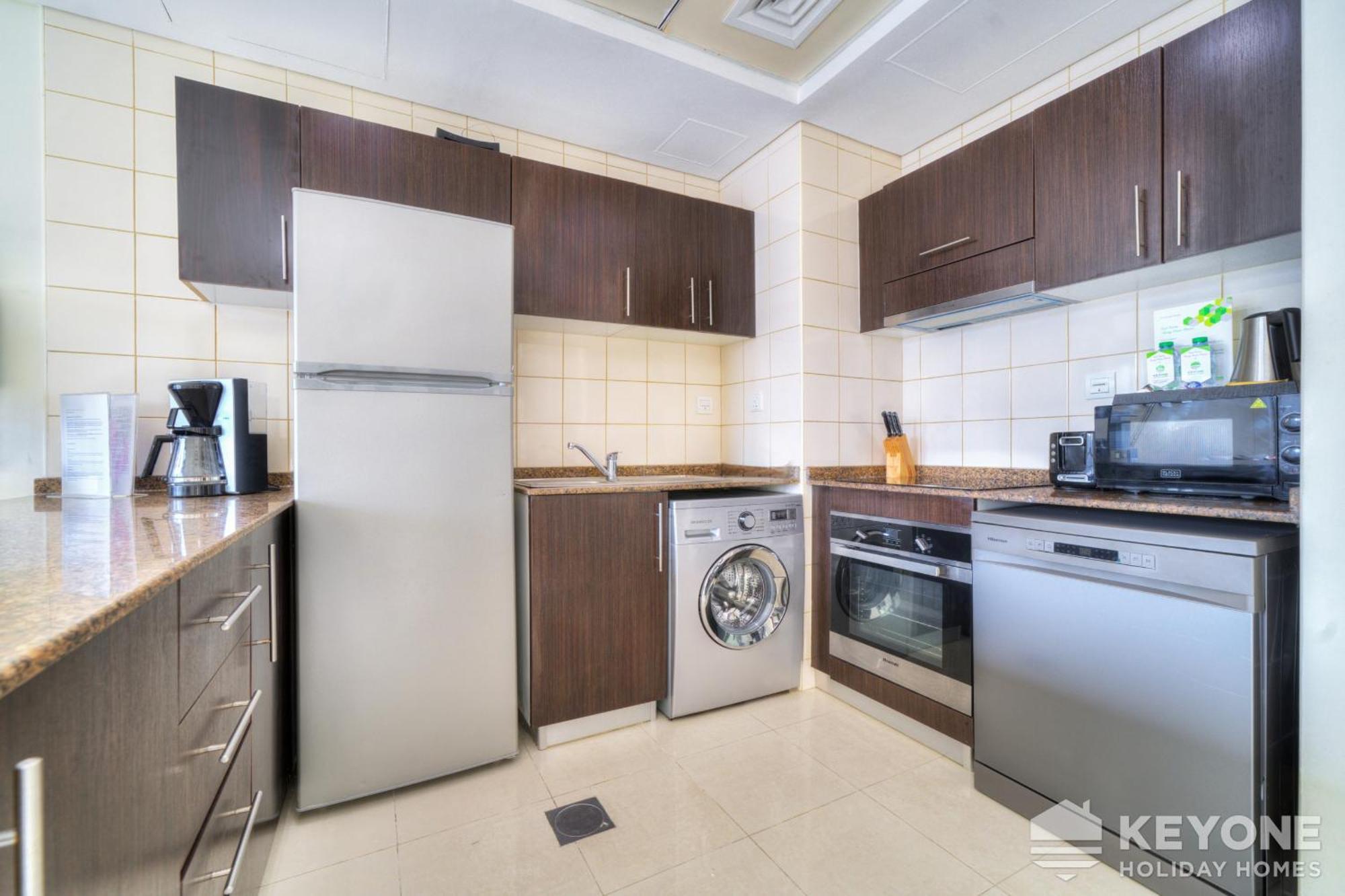 Contemporary One Bedroom With Full Marina View Dubái