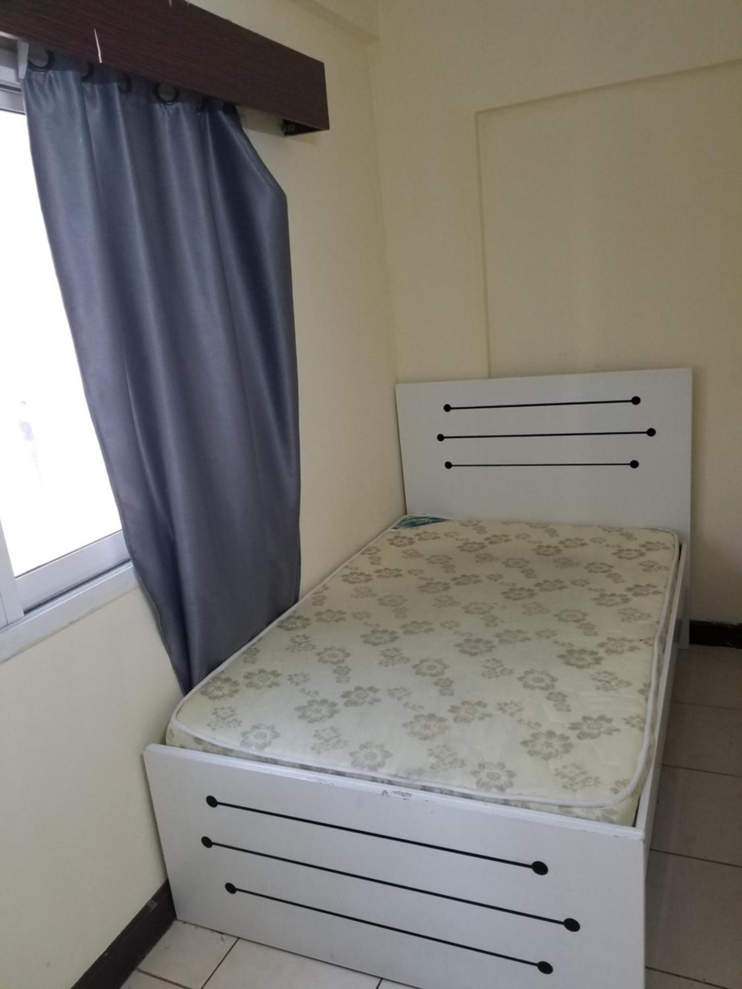 Apartemen Partition In