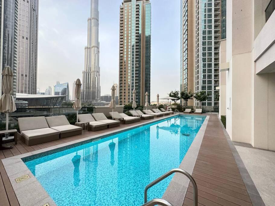 Burj Khalifa And Fountain View 2bedrooms *