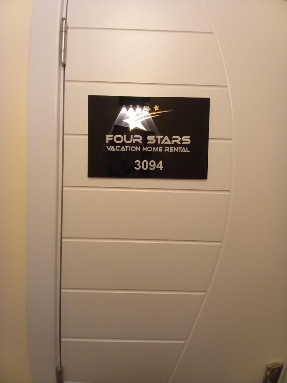 Four Stars Hostal *