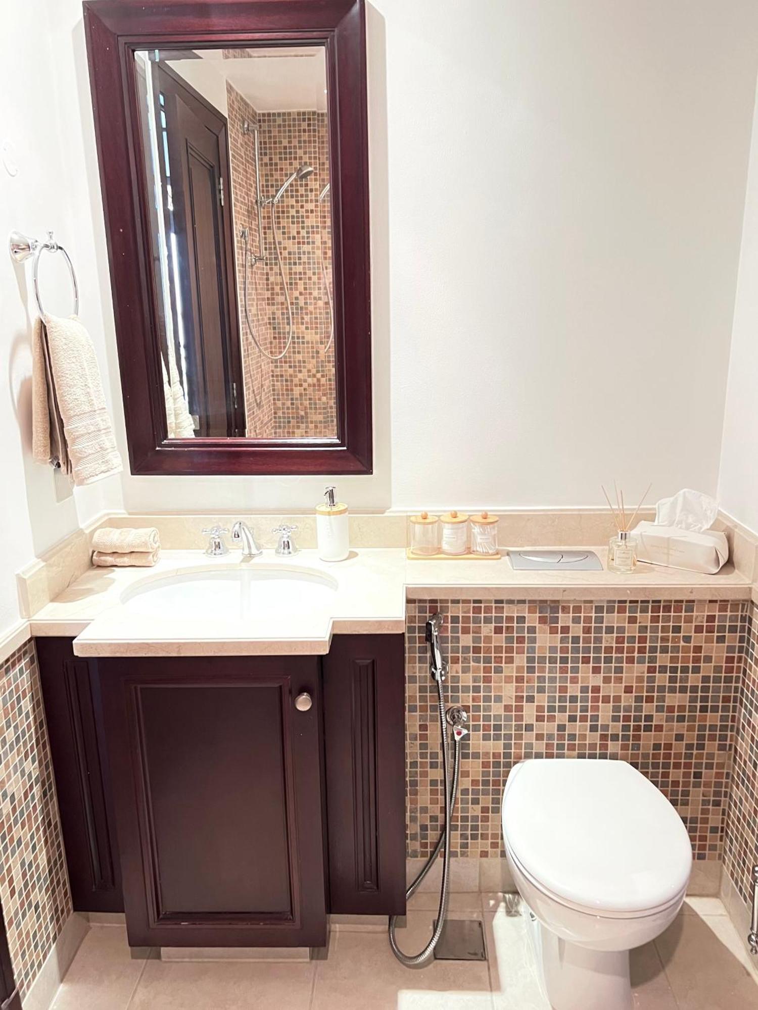 Smartapt Elegant 1 Bdr Burj View * Dubái