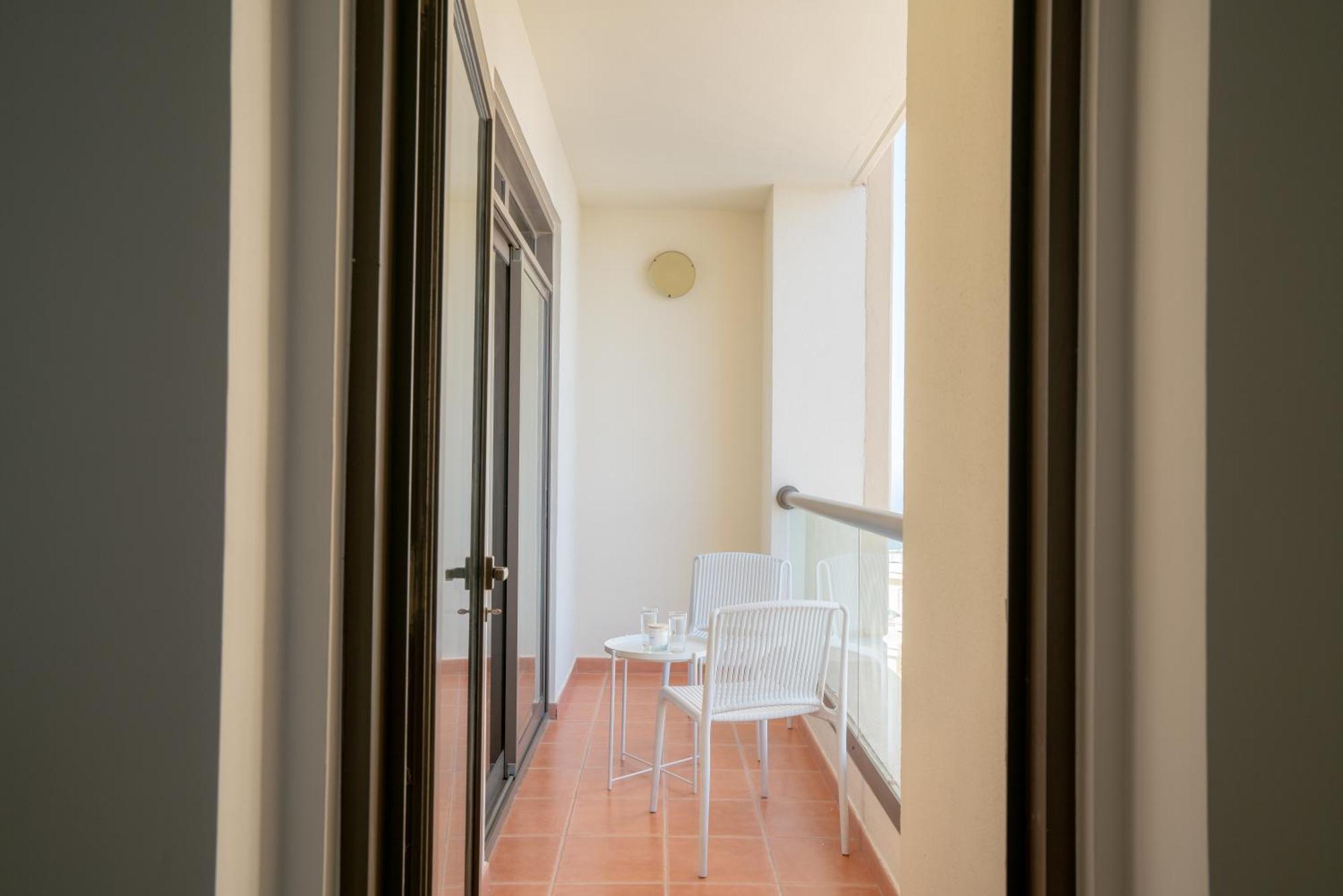 Gma Amwaj 2br Sea View High Floor Dubái