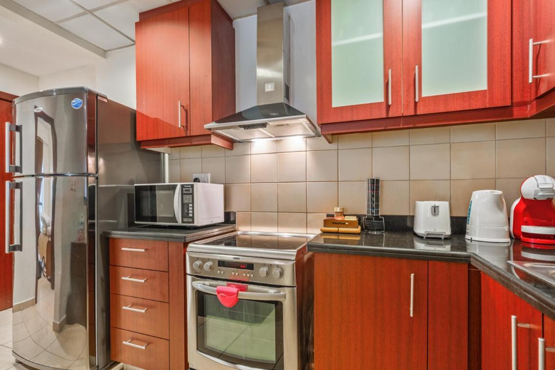 Cozy Pad In The Heart Of On Jbr Beach! Dubai