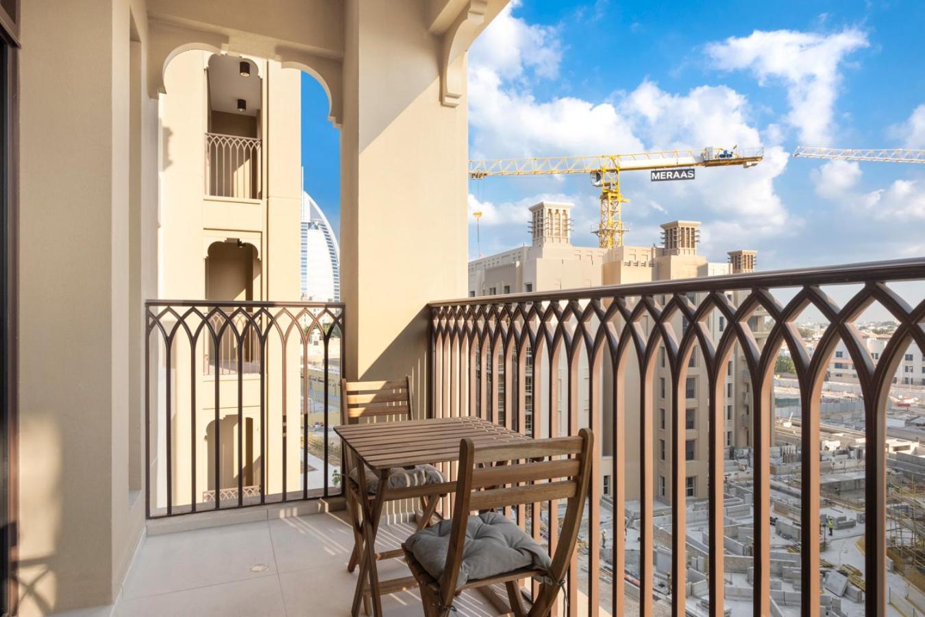 Stonetree - Luxury 1br - Location For Tourist Appartement *