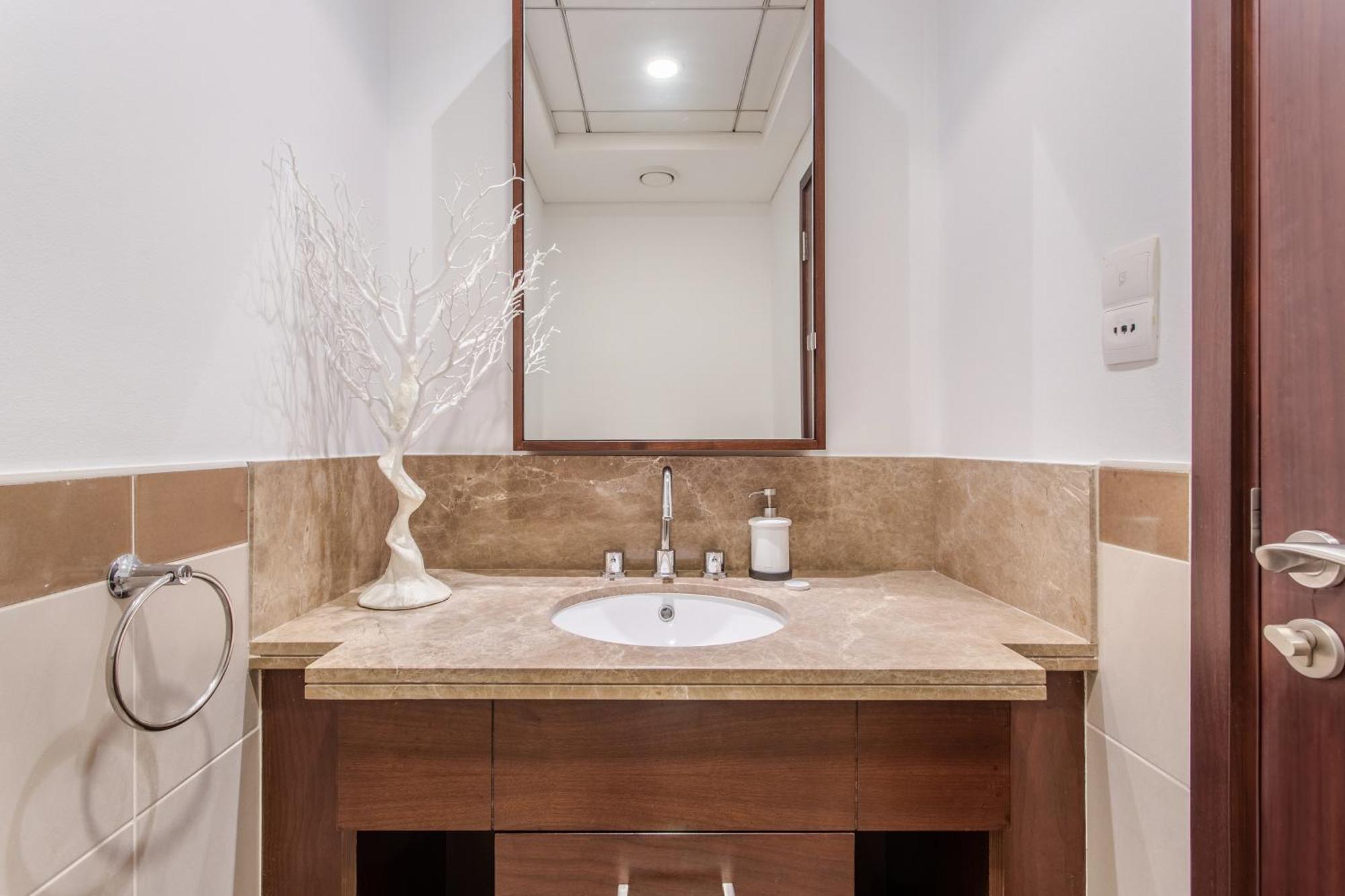 Wehost - Modern 1br Close To Burj Khalifa And Mall Dubaï