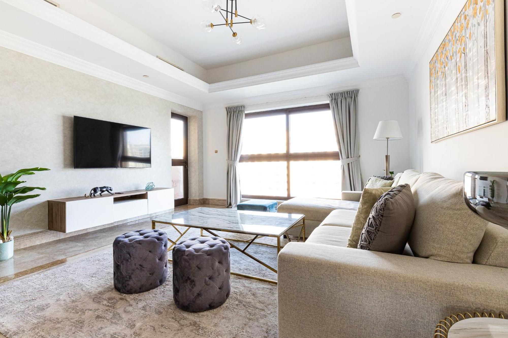 Fairmont South Palm Apartment *