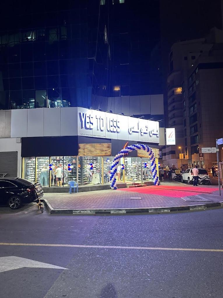 Pensionat Loft Partition Close To Mall Of Emirates Dubai