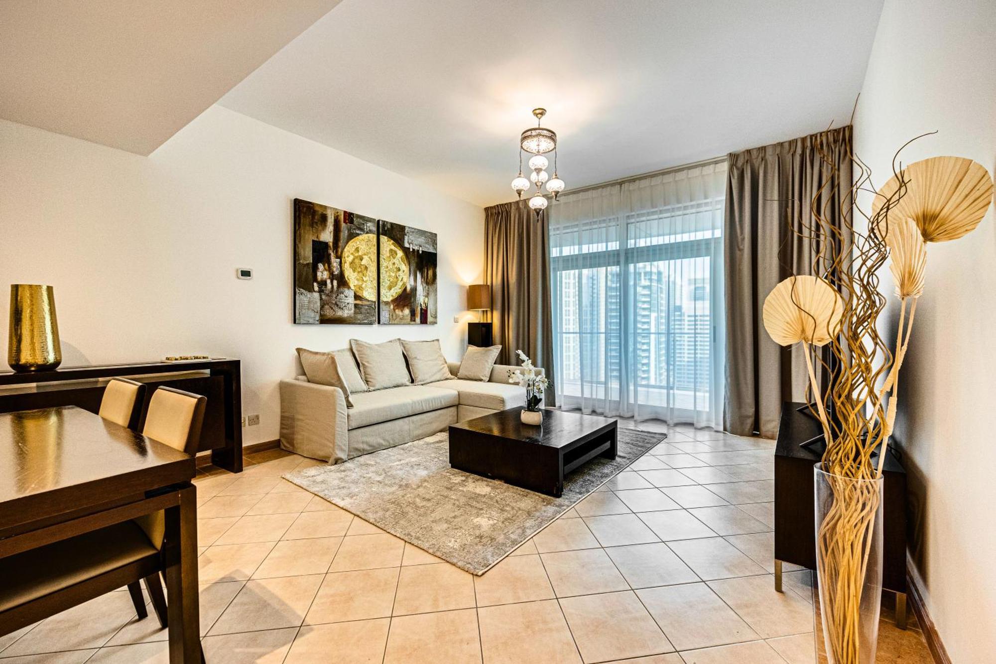 Stunning Marina View In Marina Apartamento