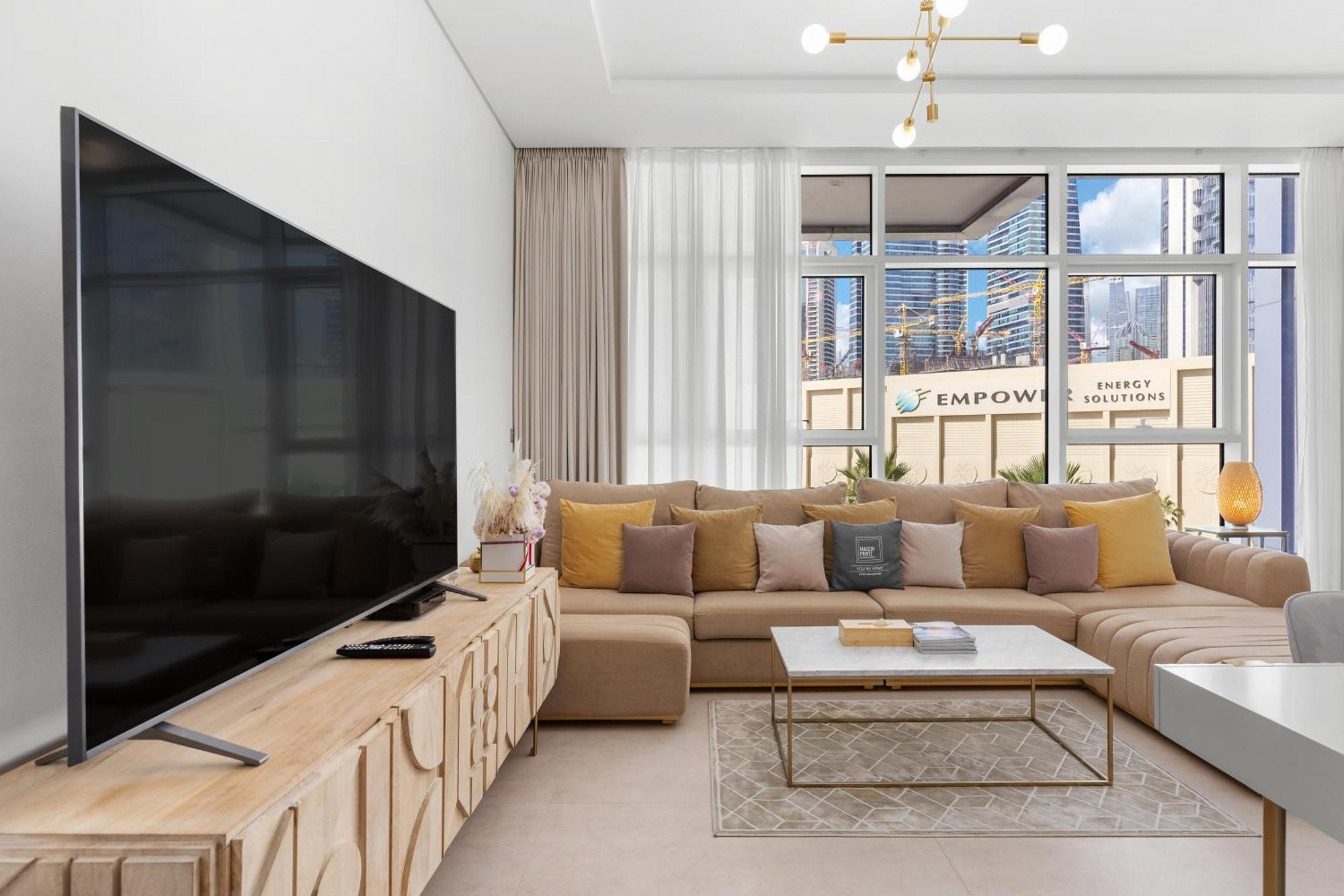 Maison Privee - Trendy W/ Dazzling Vws & Top-class Facilities