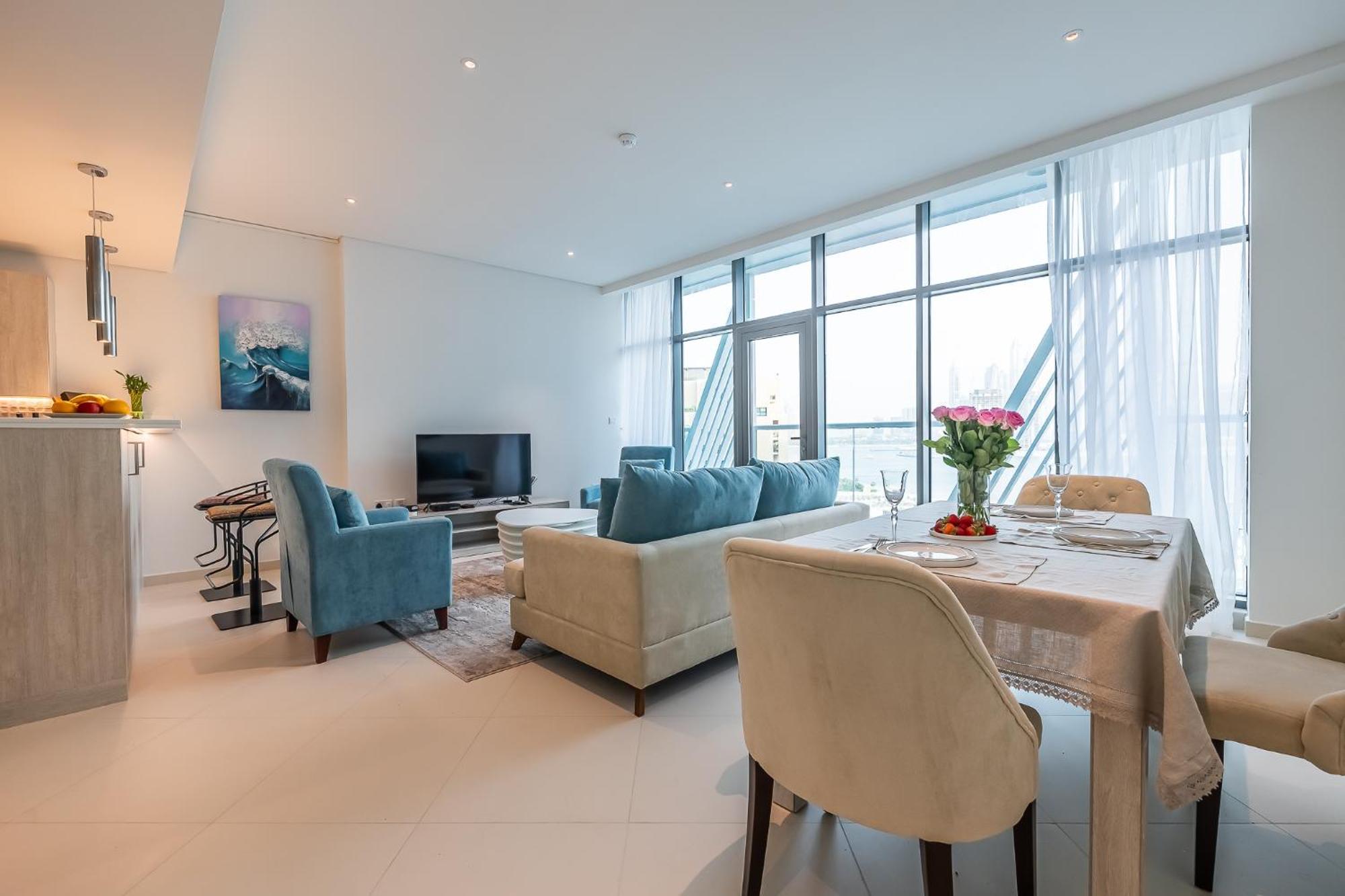 Seven Palm, Private Beach, Infinity Pool, High Floor 3bdr *