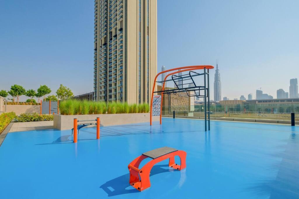 Apartment Chic 1br-downtown Views Ii T2 W/ Mall Access Dubai