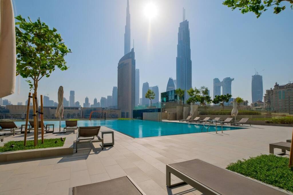 Chic 1br-downtown Views Ii T2 W/ Mall Access Apartment