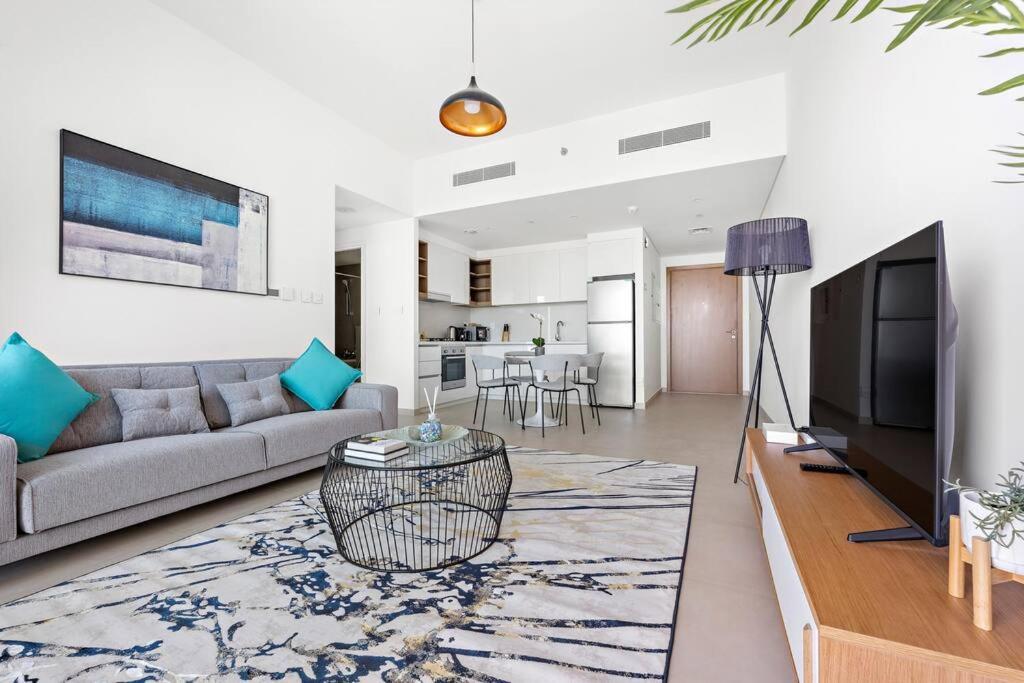 Chic 1br-downtown Views Ii T2 W/ Mall Access *