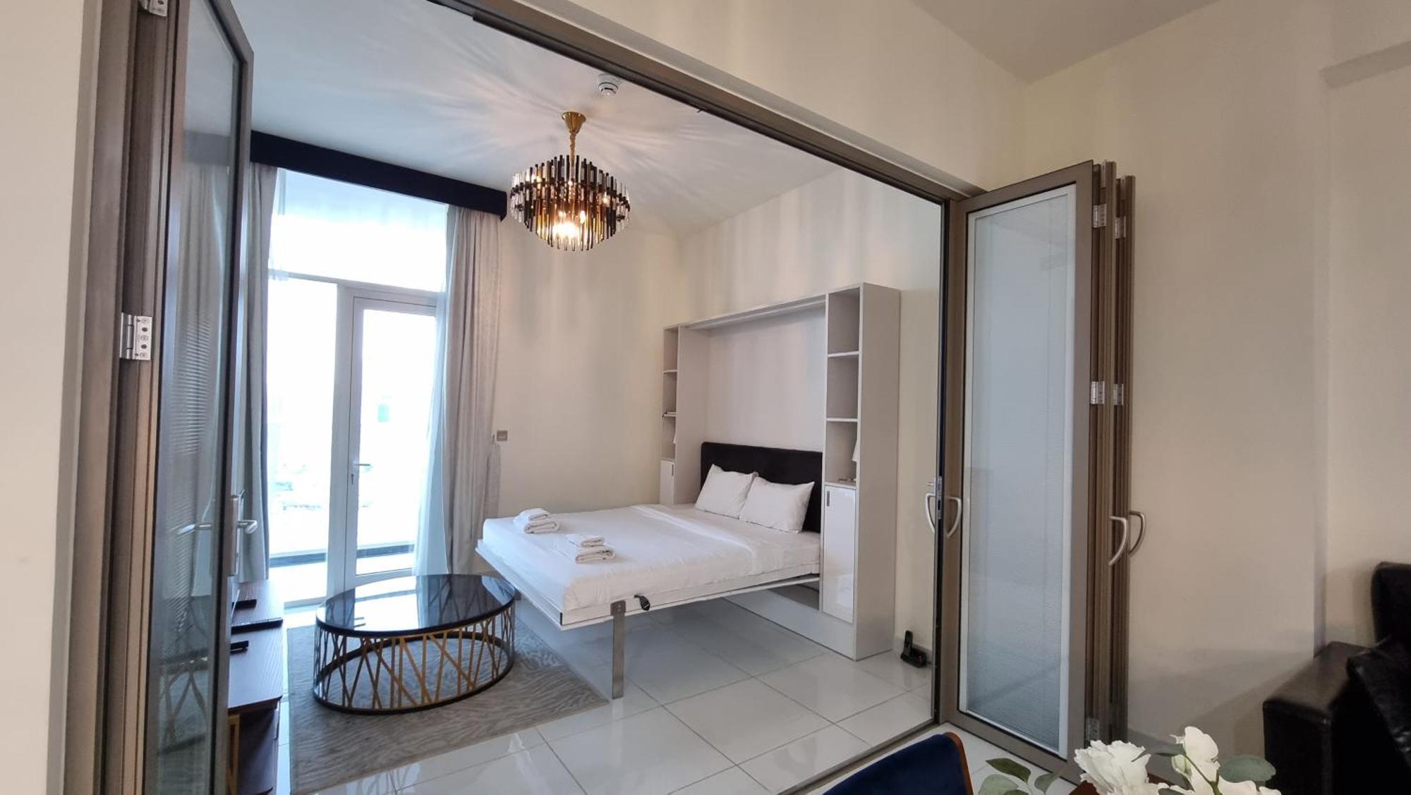 Spacious, Economical Near Miralcz Garden Apartament Dubai
