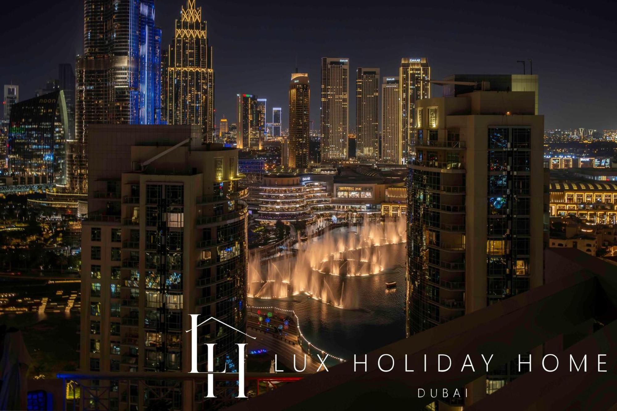 Lux The Burj Khalifa Fountain View Apartemen *