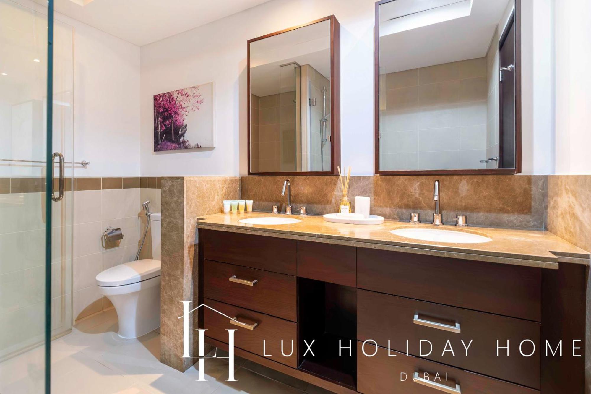 Apartemen Lux The Burj Khalifa Fountain View *