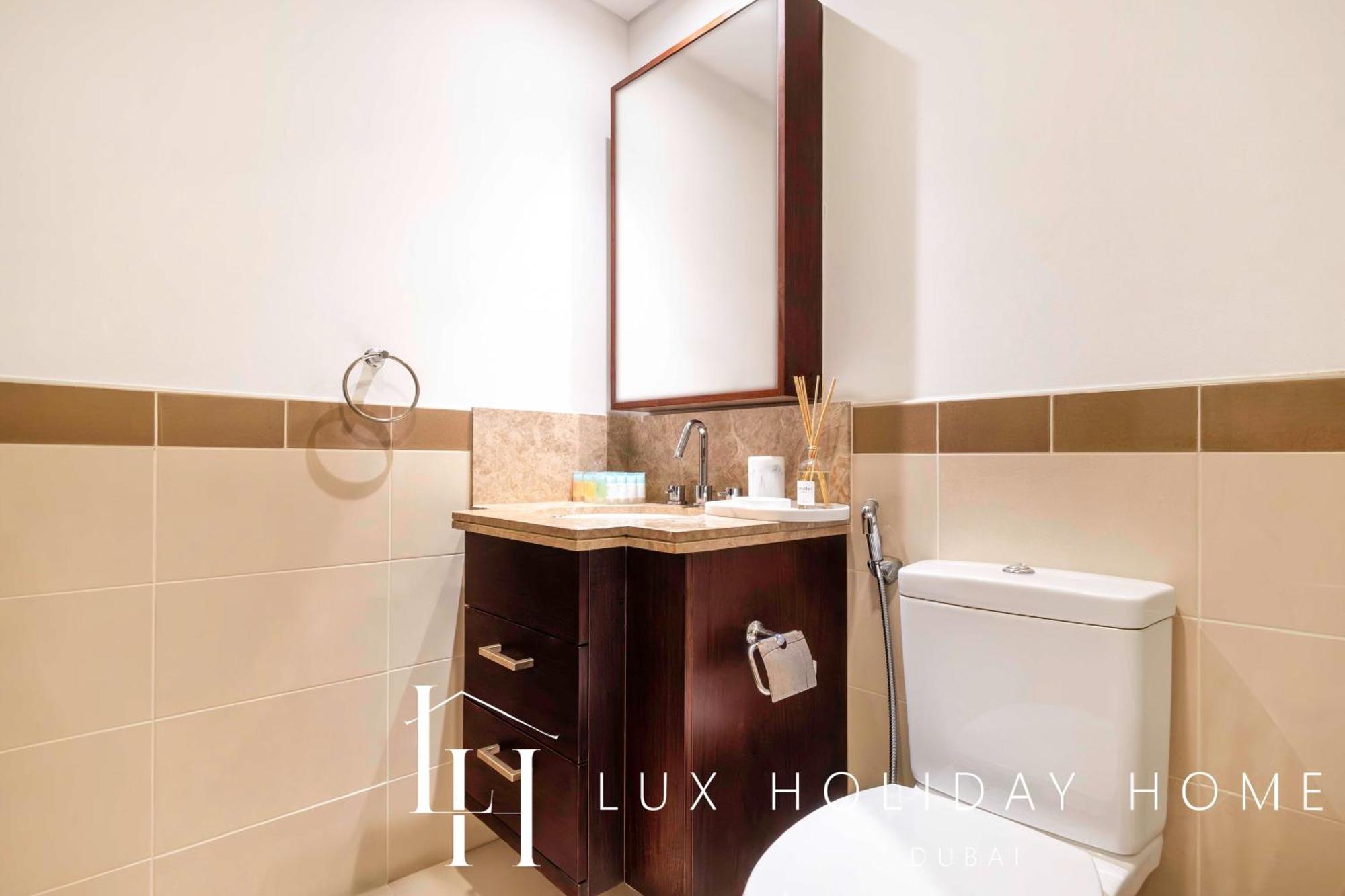 Apartemen Lux The Burj Khalifa Fountain View *