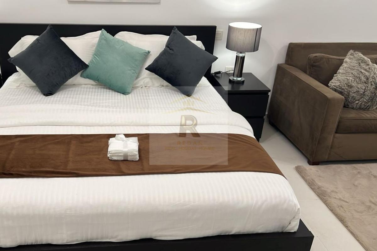 Apartment Palm View East Jumeira - *