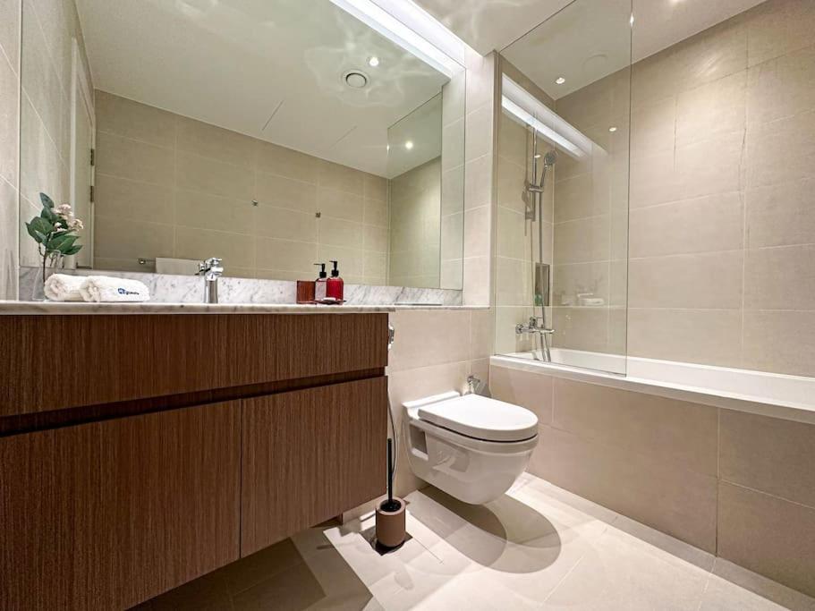 Higuests - Dream Vacation In La Rive 1 Appartement Dubai