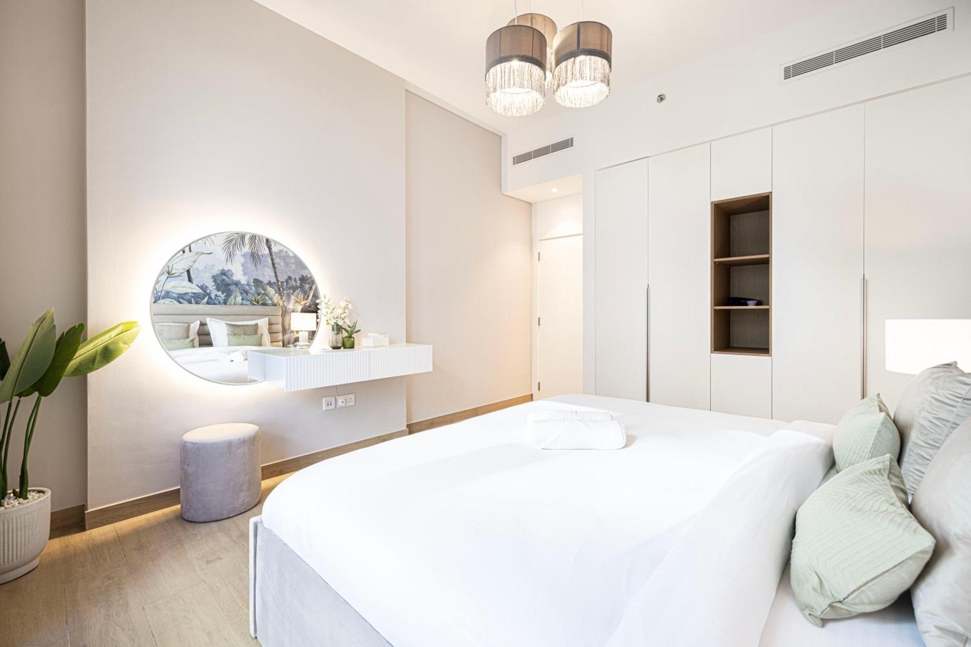 Magnificent Beachfront 1br With Private Access * Dubái