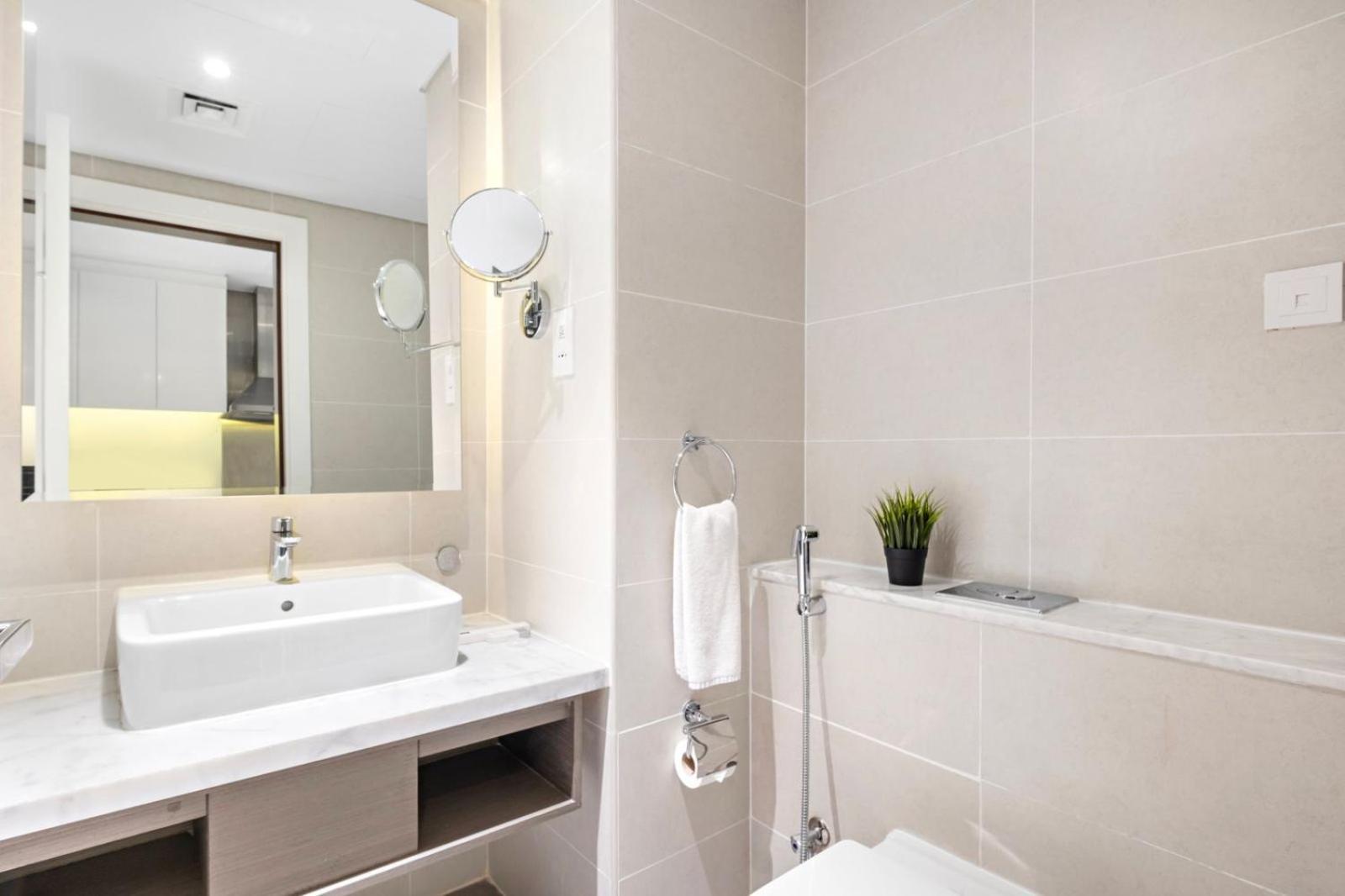 Aliving Private With Canal View 2111 Business Bay * Dubái