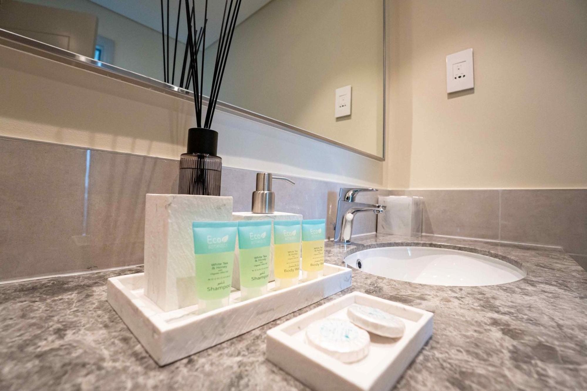 Lägenhet Veluxa - Luxe 2bed In Downtown!