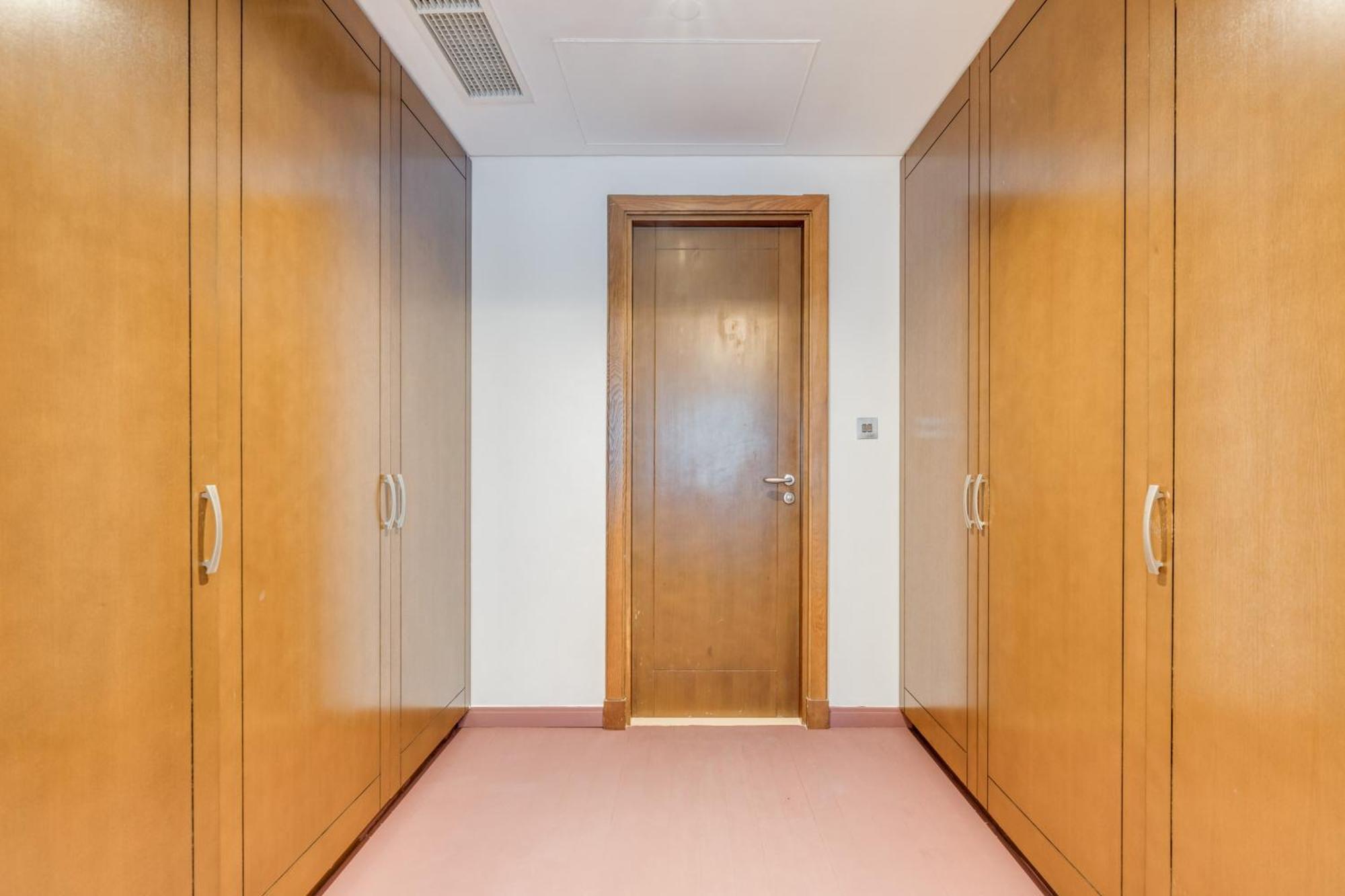 Apartament Globalstay. Luxury 3 Bedroom + Maid Townhouse With Sea View Dubai