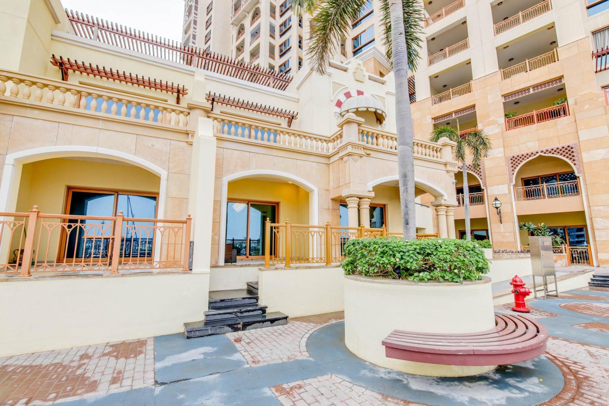 Globalstay. Luxury 3 Bedroom + Maid Townhouse With Sea View Apartament *