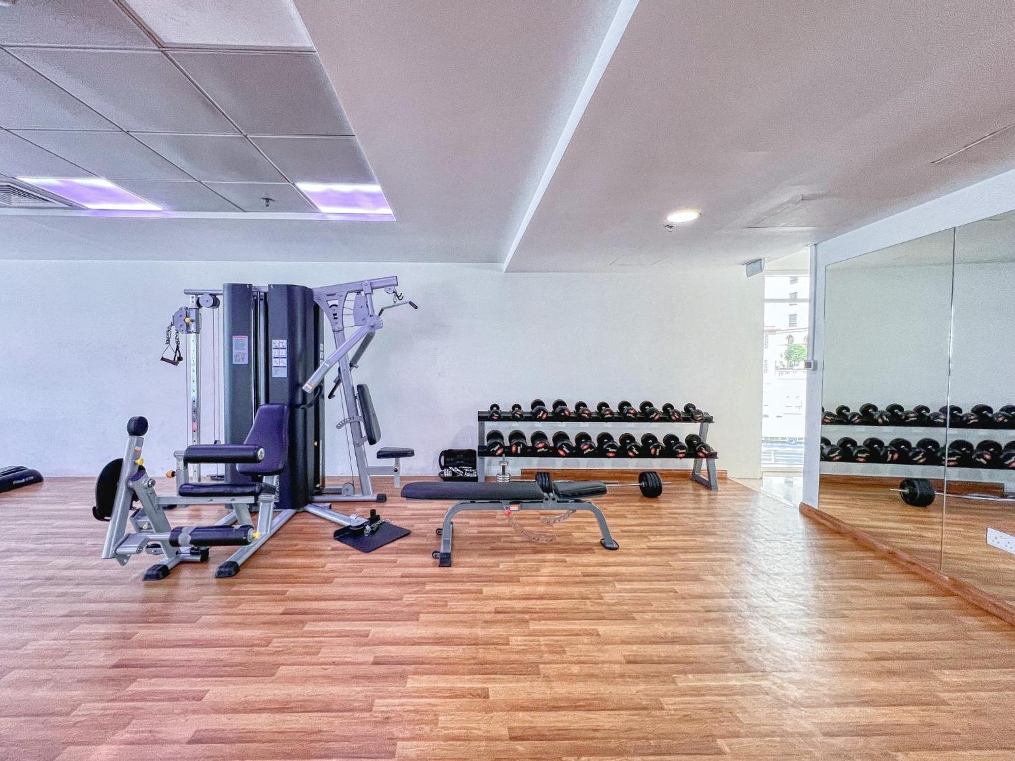 Semesterbostad Enticing Space With Marina View Near The Beach! *
