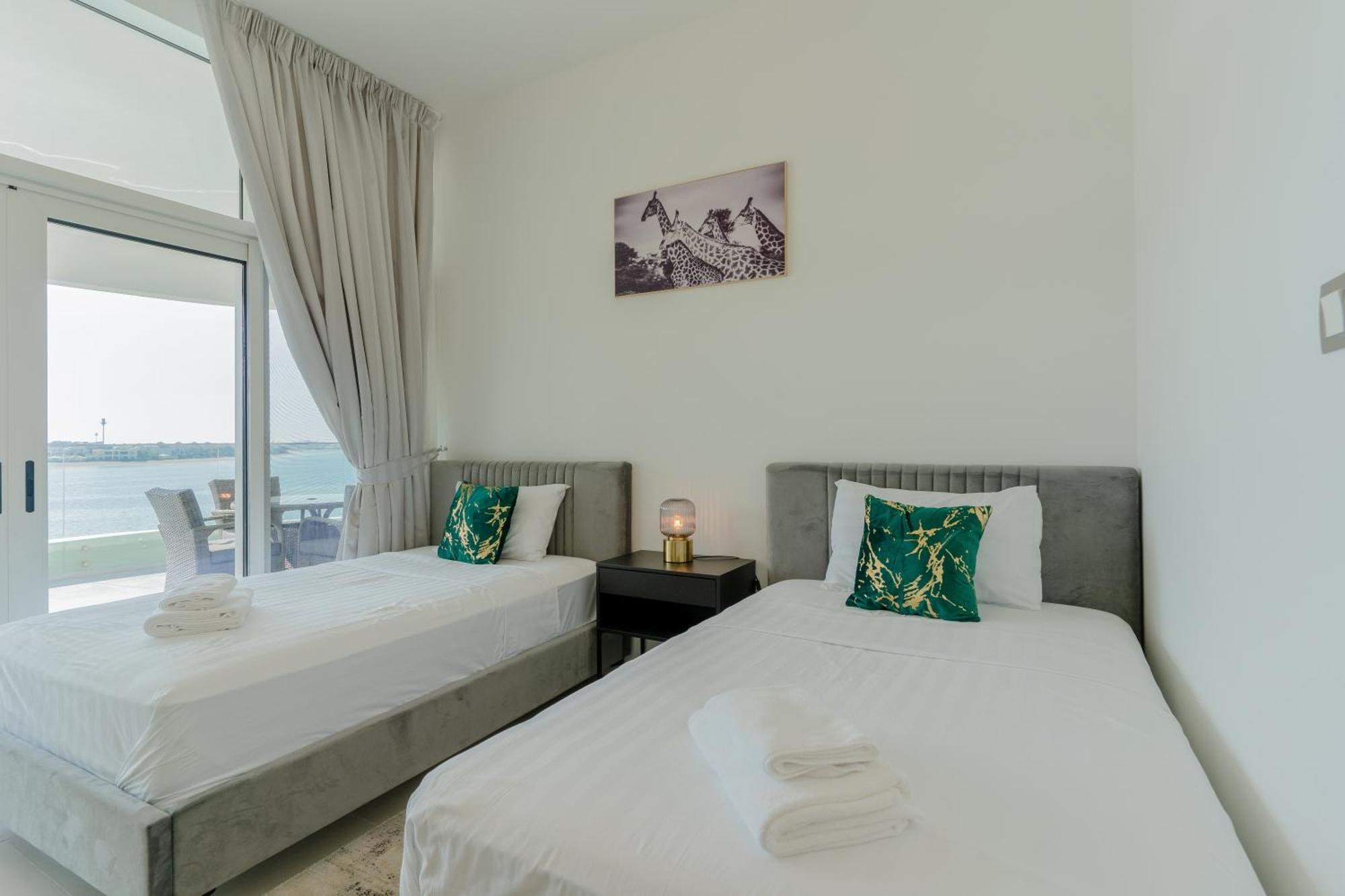Apartamento Daniels Sea View 2br In Mina Azizi The Palm *