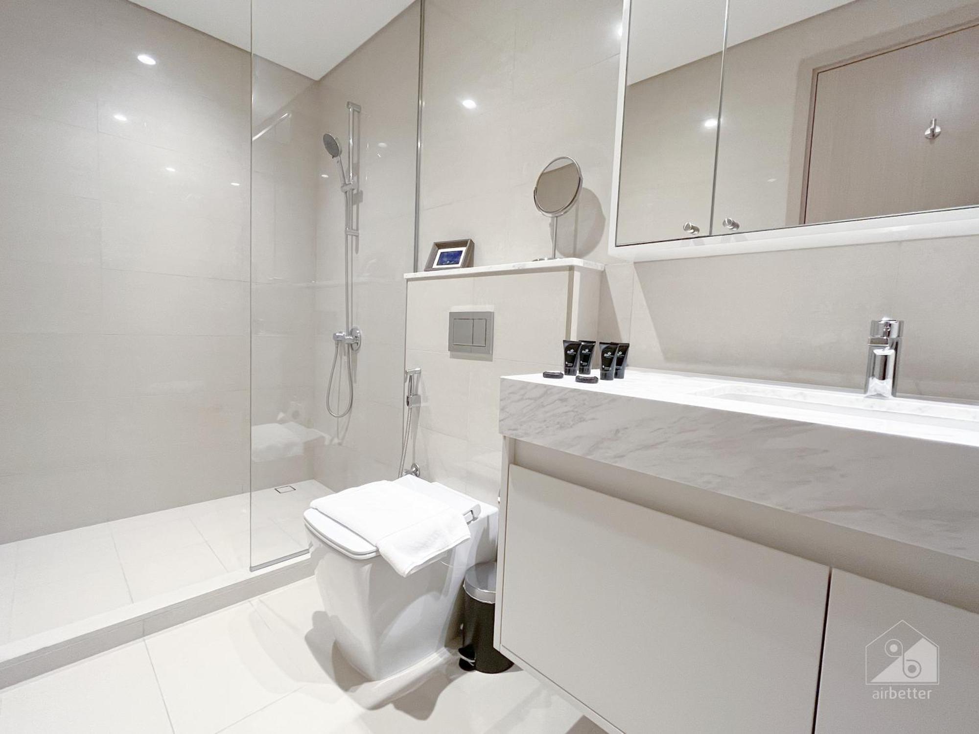 Apartamento Luxury Burj Royale Modern Apt With Balcony Dubái