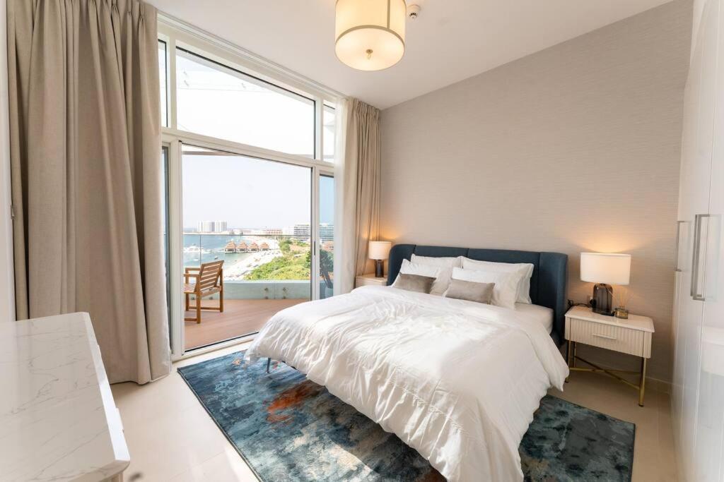 Luxury Mina Azizi Palm Jumeirah-private Beach Appartement *