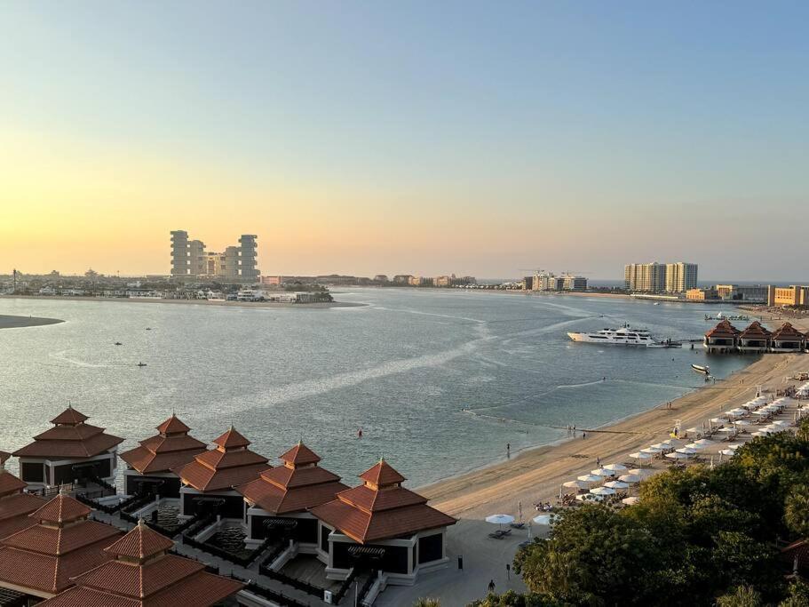 Appartement Luxury Mina Azizi Palm Jumeirah-private Beach Dubaï