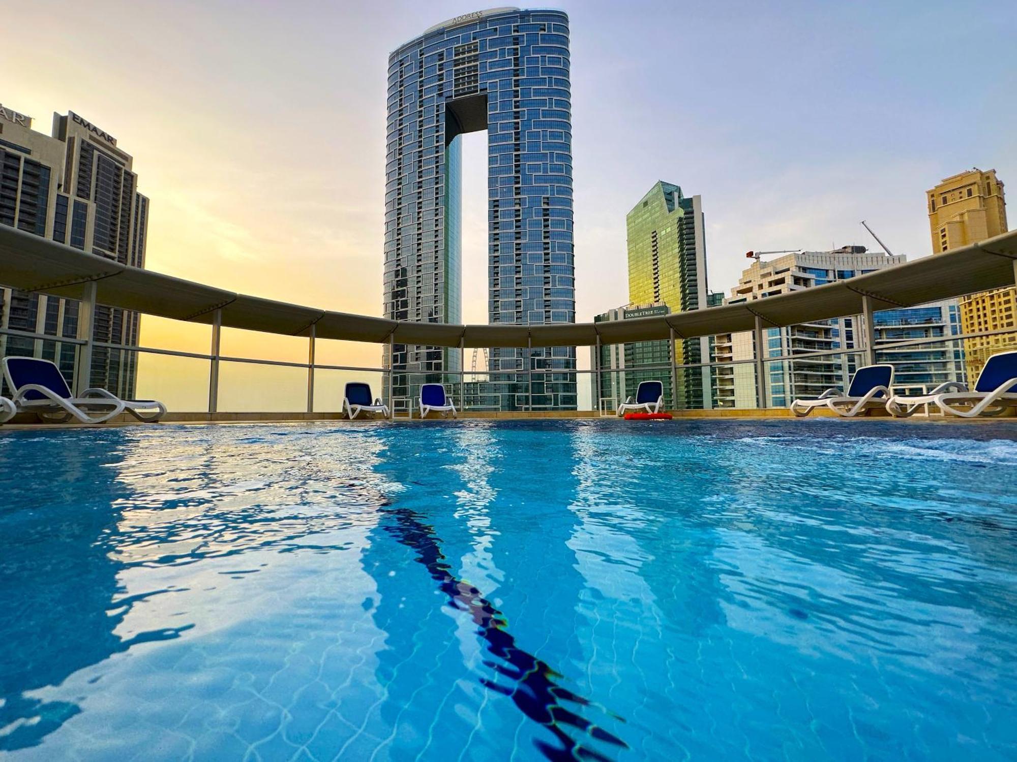 Unforgettable Canal & Sea View In Marina *