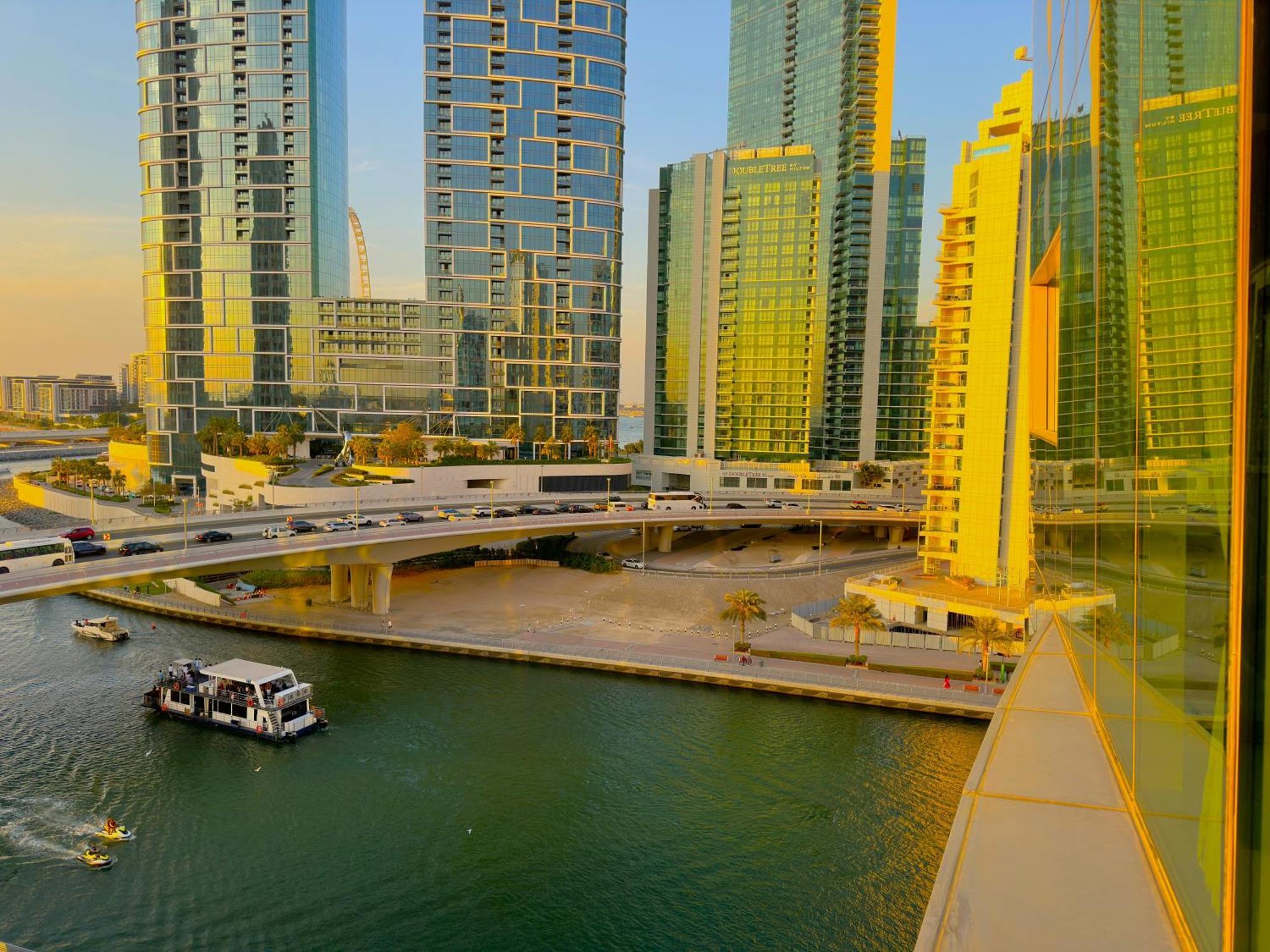 Unforgettable Canal & Sea View In Marina *
