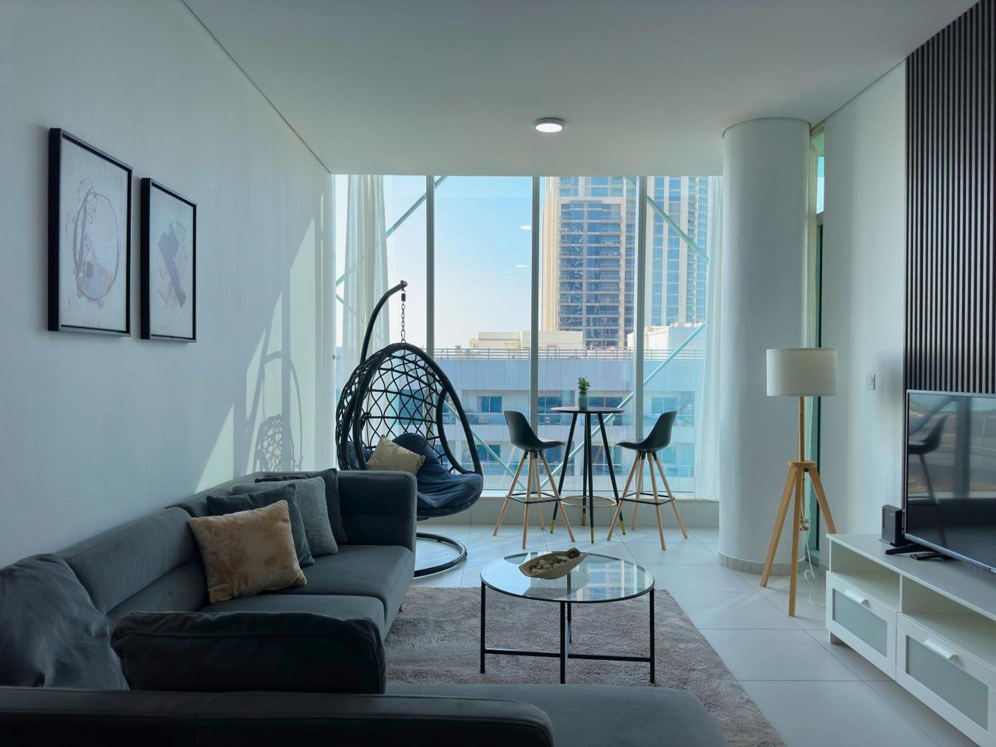 Unforgettable Canal & Sea View In Marina Appartement *