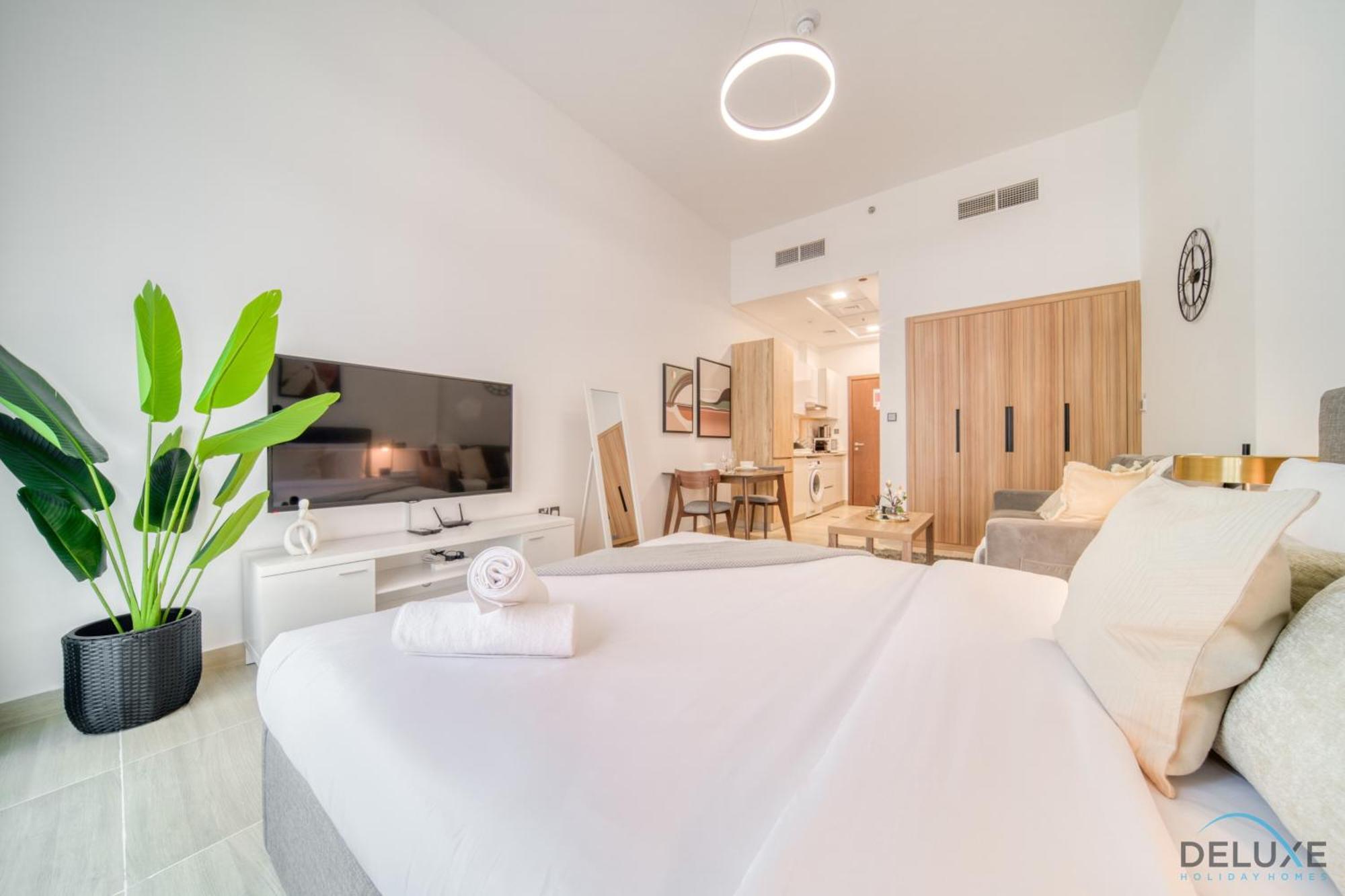 Appartement Relaxing Studio At Pantheon Elysee Ii Jvc By Deluxe